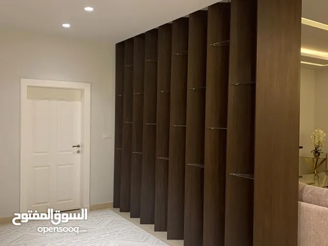 Jop for carpenter and painter