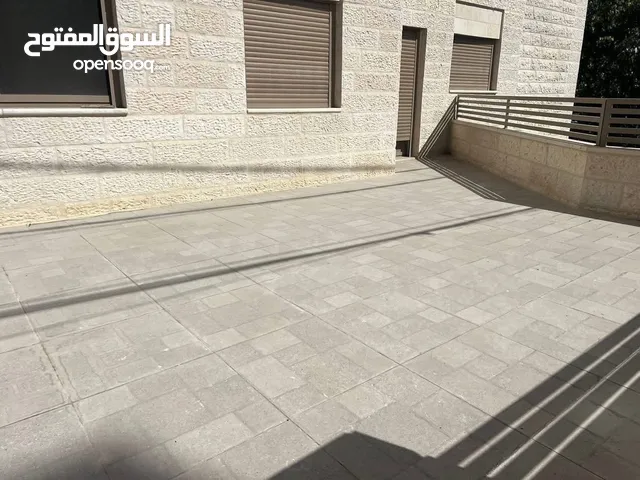 155 m2 3 Bedrooms Apartments for Sale in Ramallah and Al-Bireh Ein Munjid