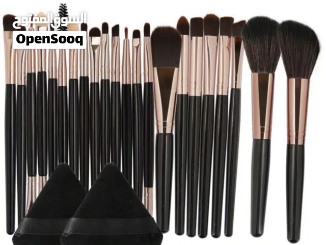 فرش مكياج عدد 22 قطعة + اسفنجة هدية عدد 2