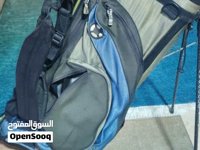 Compleat golf club set in very good condition