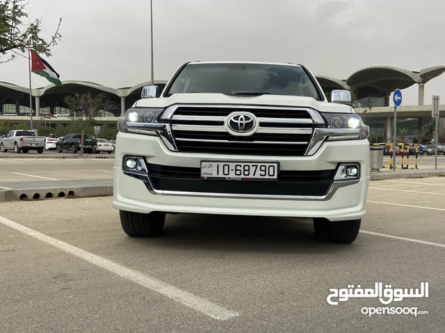 Toyota Land Cruiser in Amman