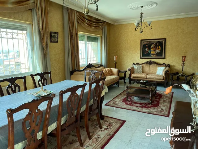 شقة مميزة للبيع في الصويفية - خلف المدارس الأمريكية طابق ثاني 205م تشطيب سوبر ديلوكس