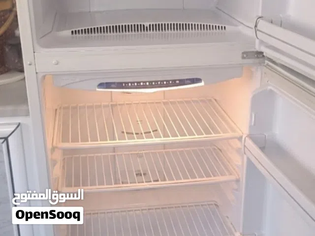 ثلاجه فيدرال 14 قدم مستعمله ونظيفه وشغاله عالفحص