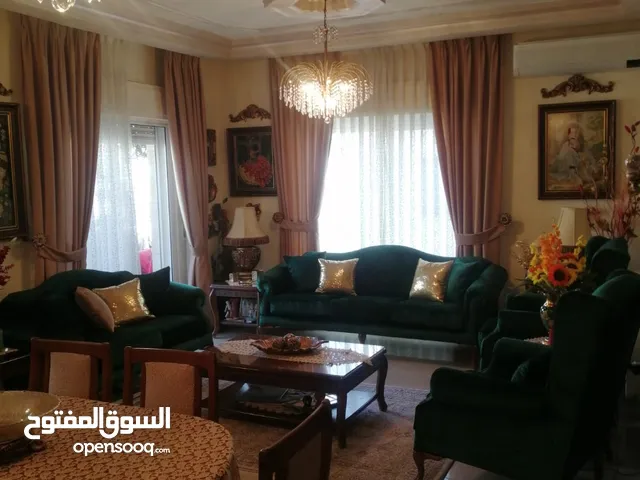 141m2 3 Bedrooms Apartments for Sale in Amman Al Jandaweel