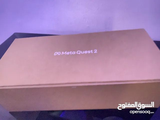 VR quest 2 استعمال نضيف فيه 25 لعبه و مش مجانية