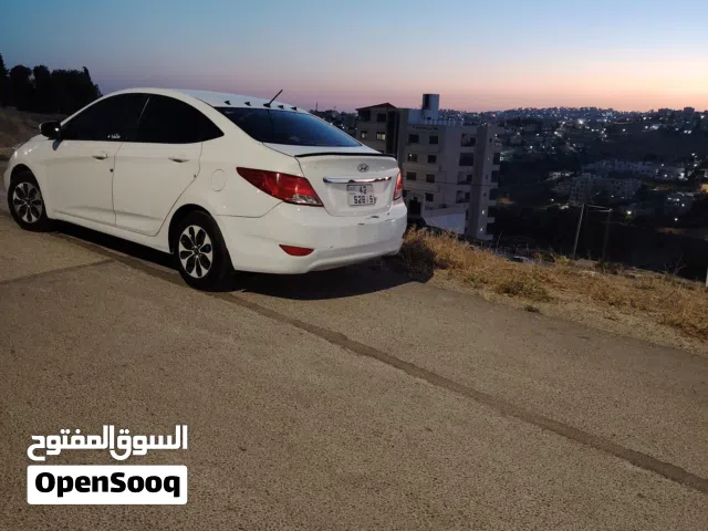 2015 Hyundai Accent Standard