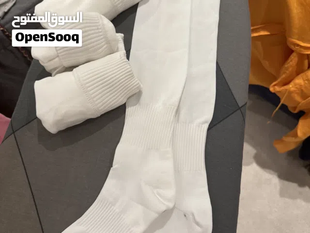 جوارب بيضاء طويله جديده براند اصلي 8 قطع