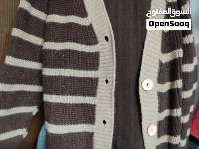 طقم صوف بني