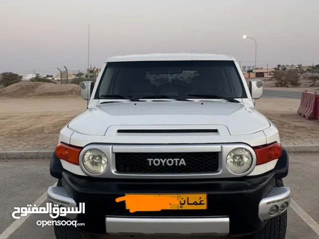 Used Toyota FJ in Al Dhahirah