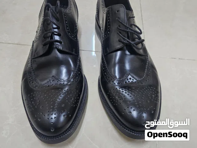 armani collezioni wing tip leather original shoes made in Italy size 42