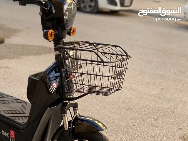 سكوتر كهربائي بشحن مديل 2025