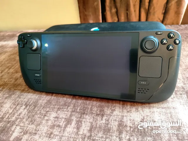 Steam Deck LCD 512G شبه جديد بنغازي للبيع