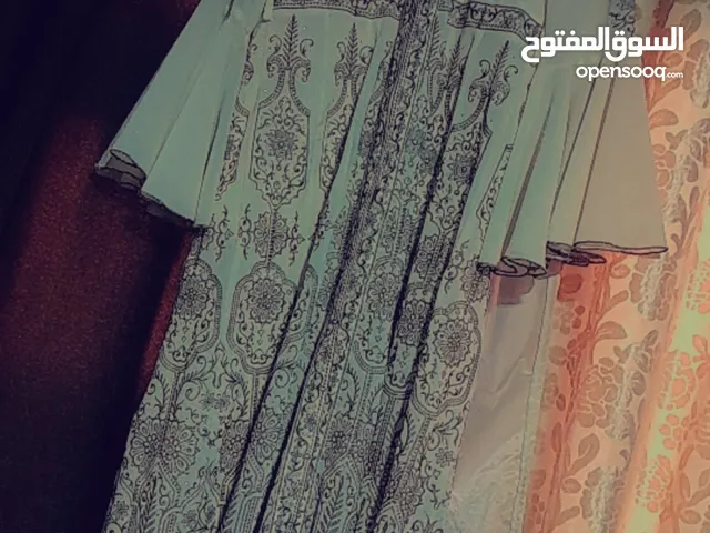قفطان لبسه واحدة بيع مستعجل قفطان بحريني شغل حفلات كتب كتاب