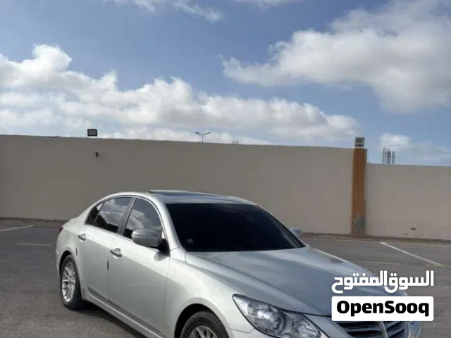 2010 جينيسيس G80