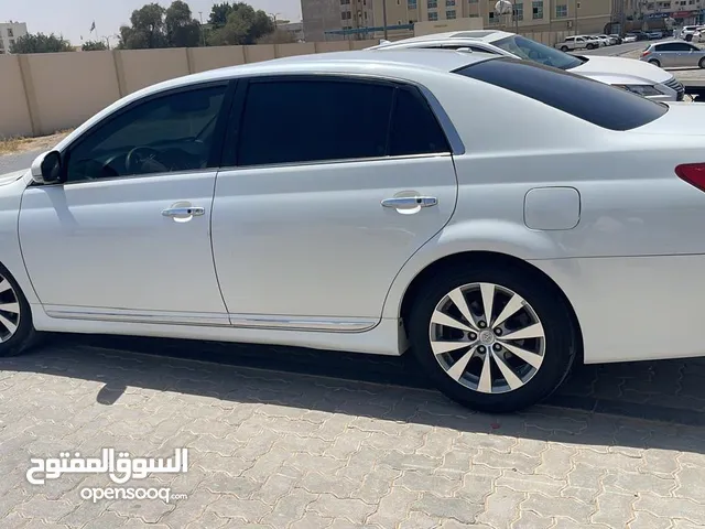 تويوتا افلون2012 وارد امريكي سيارة بقمة النظافة