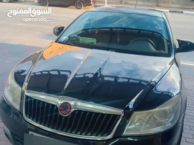 سكودا اوكتافيا 2011