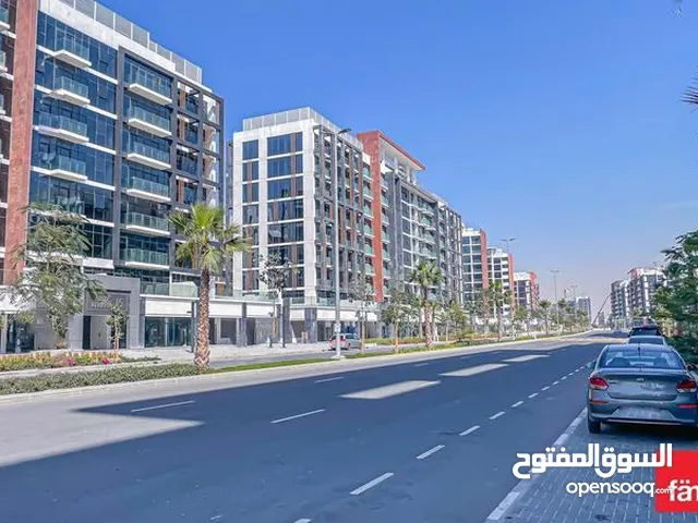 محل تجاري للإيجار في قلب رفيرا مشروع به 75 بنايه سكنيه بالقرب من برج خليفه