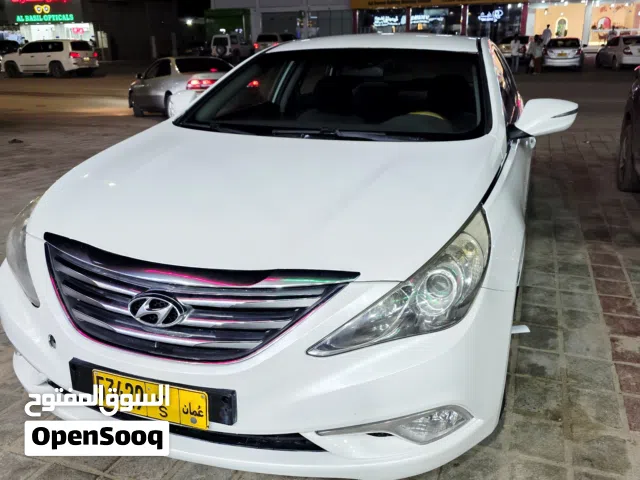 Hyndai Sonata (2013 Model) with good condition for Sale