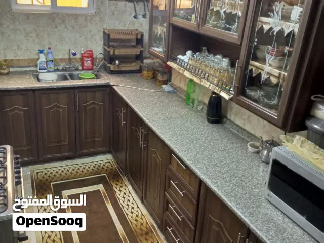 100 m2 More than 6 bedrooms Townhouse for Sale in Amman Al-Wehdat