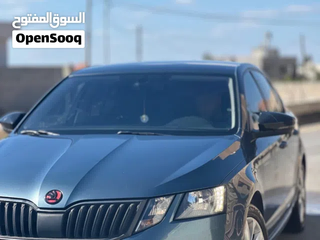 سكودا اوكتافيا 2017