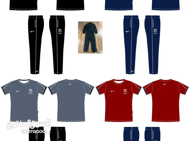 تراك برشلونه نسائي و رجالي القياسات M L. XL. XXL السعر 25الف يوجد توصي