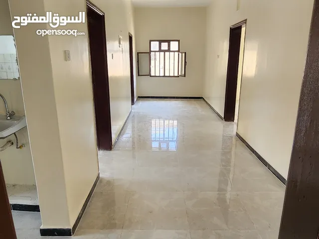 200 m2 4 Bedrooms Apartments for Rent in Sana'a Moein District