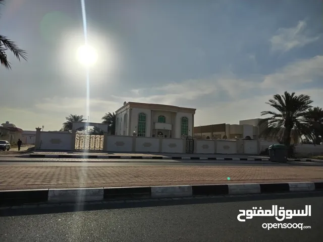 400 m2 More than 6 bedrooms Villa for Sale in Ajman Musheiref
