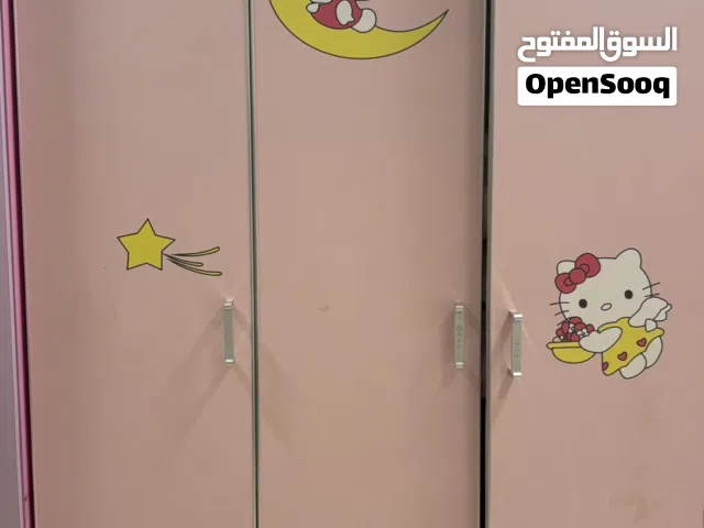 دولاب ملابس ( كبات ) للبيع نظيف