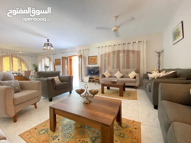 فيلا لى الإيجار بى مارينا 5