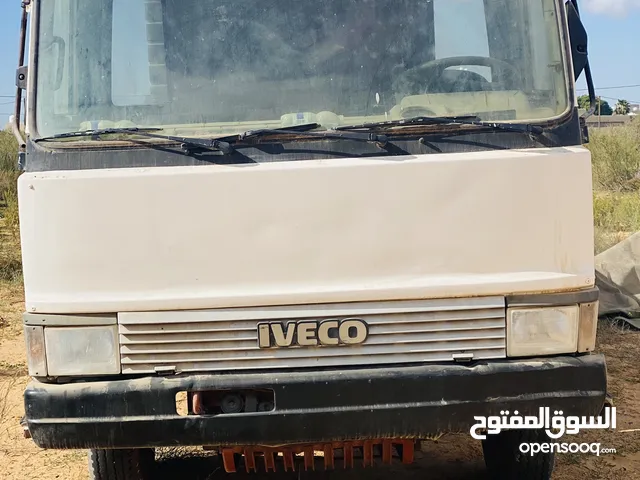 Auto Transporter Iveco 1998 in Tripoli