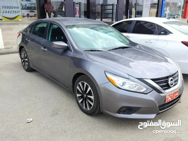 Nissan Altima in Muscat