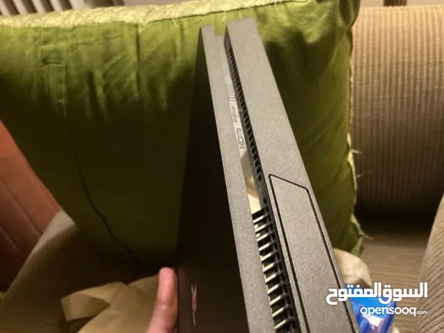 Ps4 slim on-line  new version