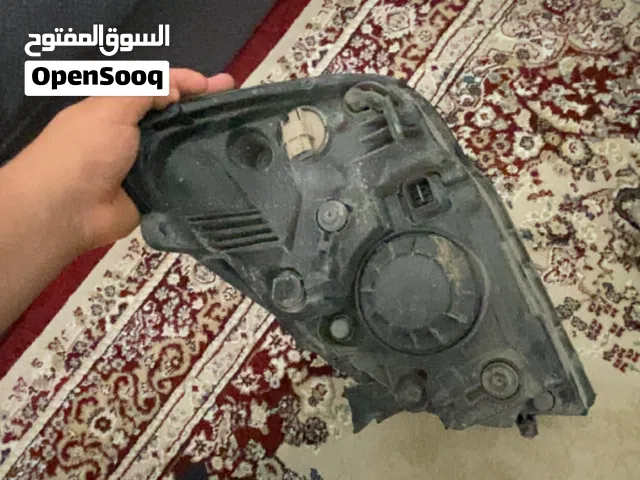 فنار سياره سيارت ايمين ويسار زوز معا بعض لبرايد 2008 او2010   للبيع سعر400نهائي مكان طرابلس قعدات