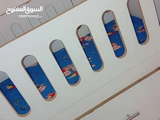 تخت اطفال للبيع
