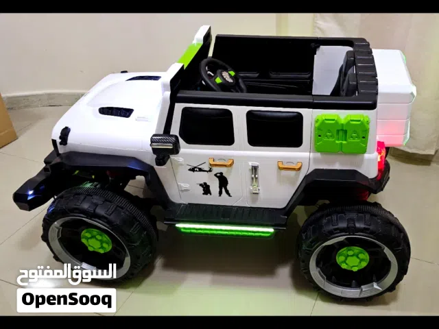 سيارة اطفال