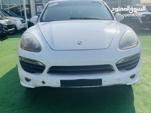 Porsche Cayenne Cayenne in Sharjah