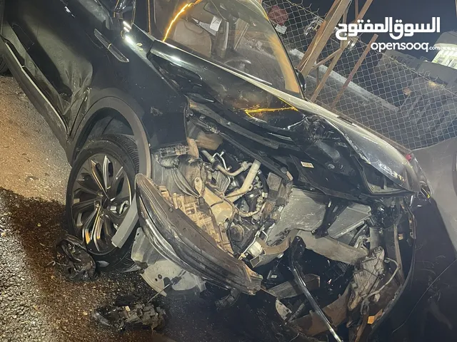 بايك X7 2023 مضروب للبيع على ضربتها