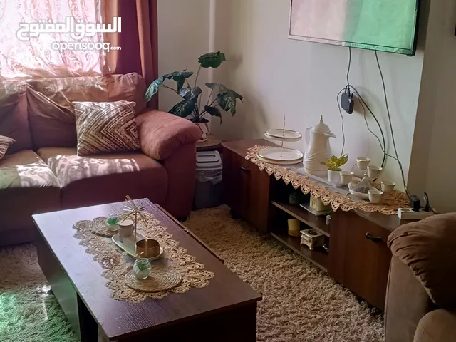 طقم كنب دب في حالة جيدة جداً