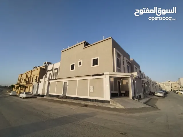 234m2 More than 6 bedrooms Villa for Sale in Al Riyadh Tuwaiq