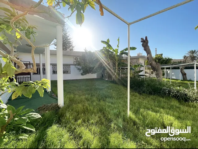 450m2 More than 6 bedrooms Villa for Rent in Tripoli Hai Alandalus