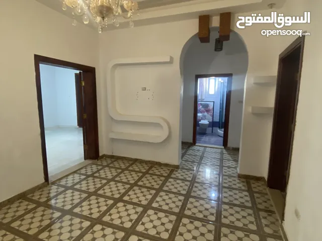 160m2 4 Bedrooms Apartments for Rent in Tripoli Souq Al-Juma'a