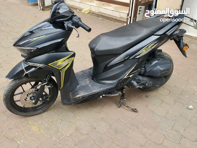 دراجة نارية رياضية نوع سوبير 2024