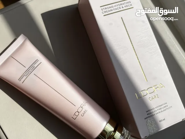 Strong moisturizing cream Ľdora care 120 ml كريم ليدورا كير للترطيب القوي 120 مل