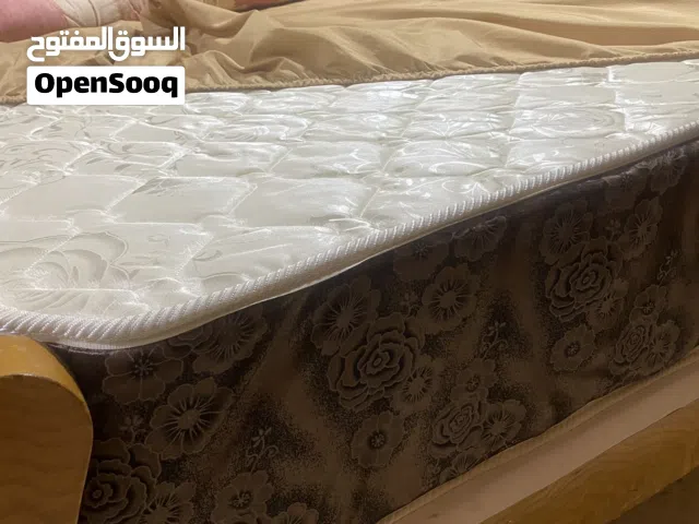 فرشات مفرد ونص