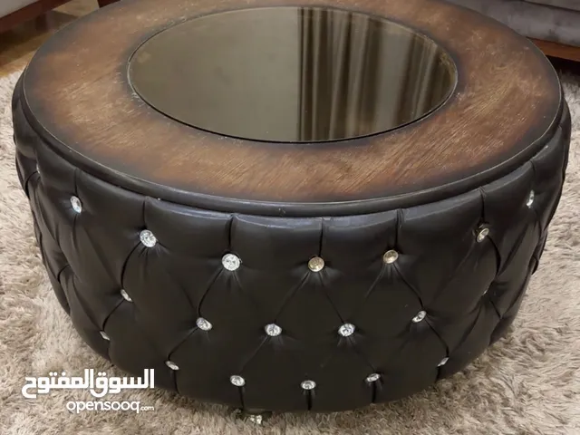 3 طاولات للبيع