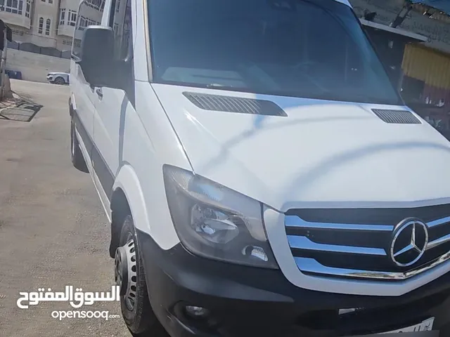مرسيدس 519