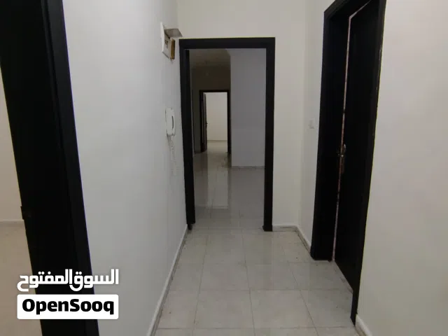 شقة للأيجار في ماركت الجنوبية - طريق الحزام