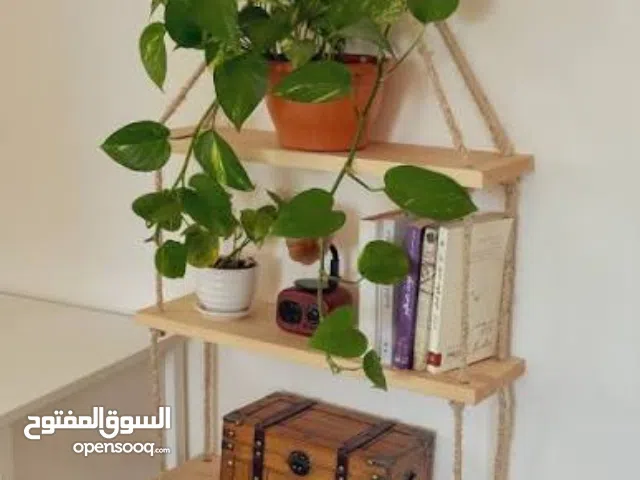 رف خشب ثلاثي