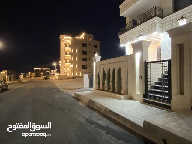 شقة ارضية مميزة مساحة 174 متر في اجمل مناطق شفا بدران القصبات مع تراس امامي و خلفي 50 متر بسعر مميز