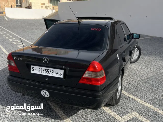 مرسيدس هرم C180
